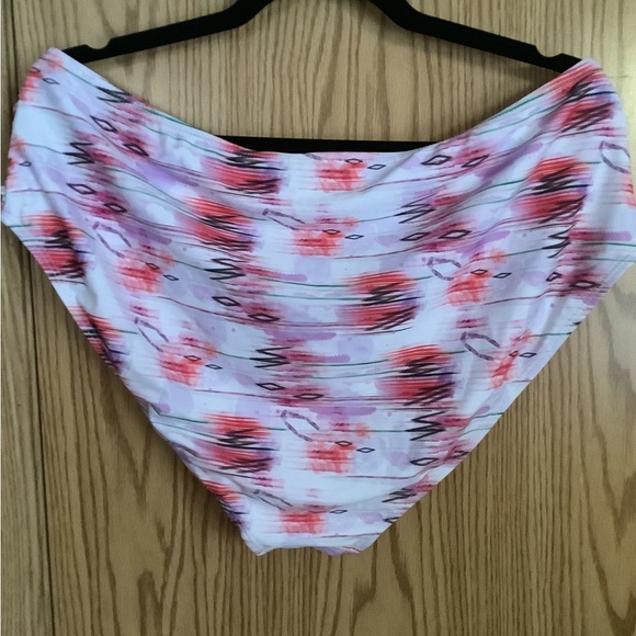 🍉 Shein bikini, Plus Size, halter top, high rise bottom, 3X, NWOT - Picture 6 of 14